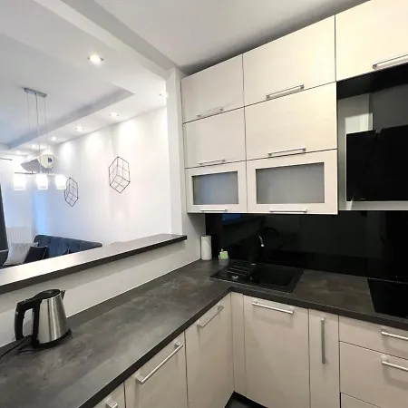 شقة Wola وارسو